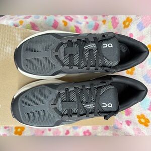 On cloud Running Men's Charcoal and White Sneakers